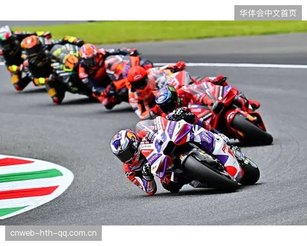 MotoGP最终战：冠军之争到最后一弯