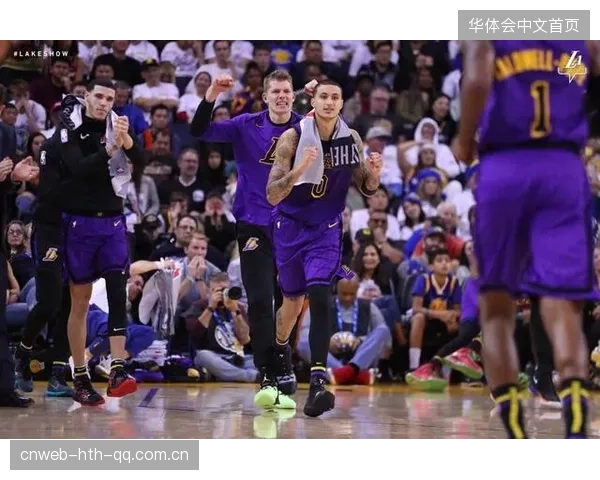 NBA球队战术板微观解析：教练如何布阵？